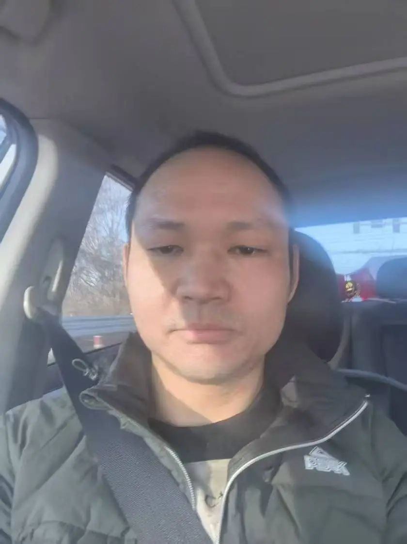 DƬ